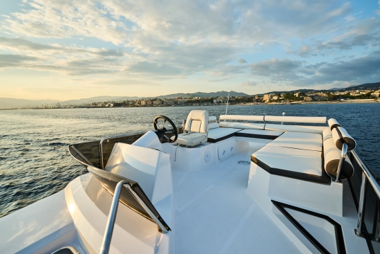 NEW Hybrid Northman ECO Trawler 1300 Fly novos à venda