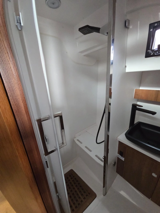 Northman Trawler 1050 DEMO Perfect Equ Fly usado à venda