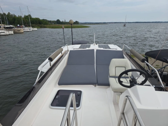 Northman Trawler 1050 DEMO Perfect Equ Fly usado à venda