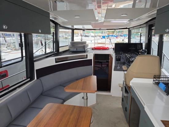 Northman Trawler 1050 DEMO Perfect Equ Fly usado à venda