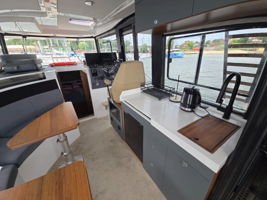 Northman Trawler 1050 DEMO Perfect Equ Fly usado à venda