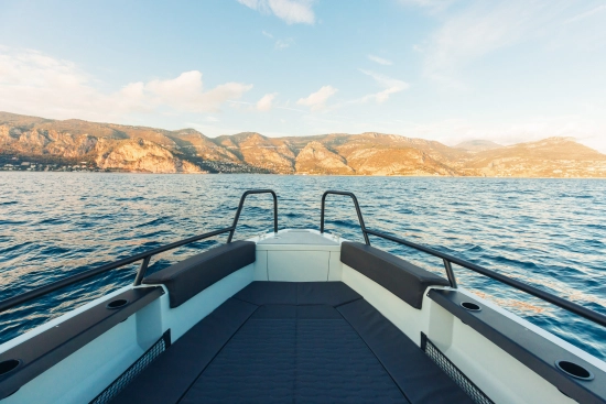 XO Boats DFNR 8 Delivery Stable & fast novos à venda