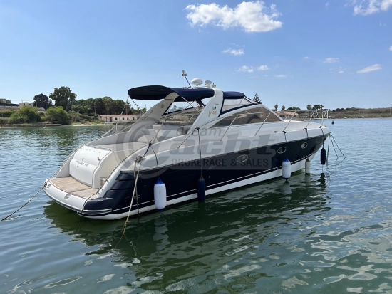 Princess V42 usado à venda