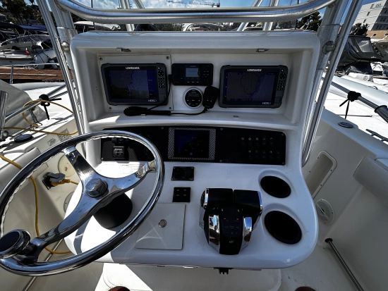 Boston Whaler 270 OUTRAGE de segunda mano en venta