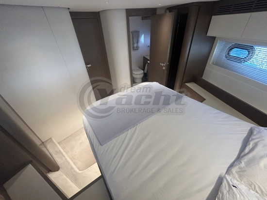 Azimut MAGELLANO 66 usado à venda