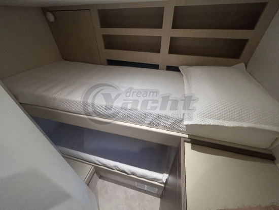 Azimut MAGELLANO 66 usado à venda