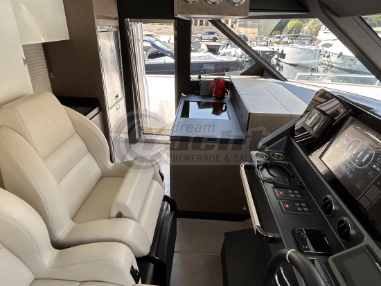 Azimut MAGELLANO 66 usado à venda