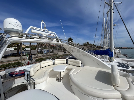 Azimut 68 PLUS usado à venda