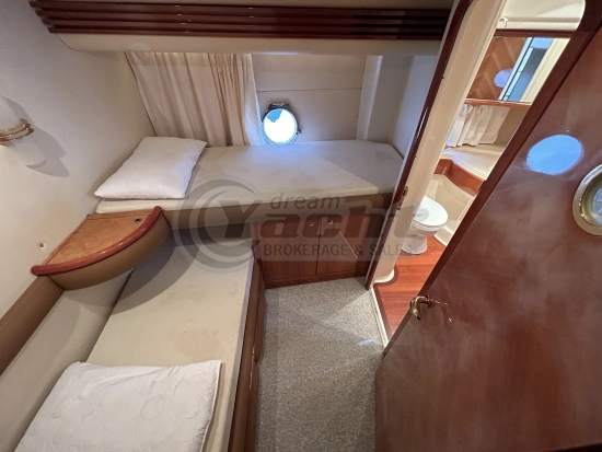 Azimut 68 PLUS usado à venda
