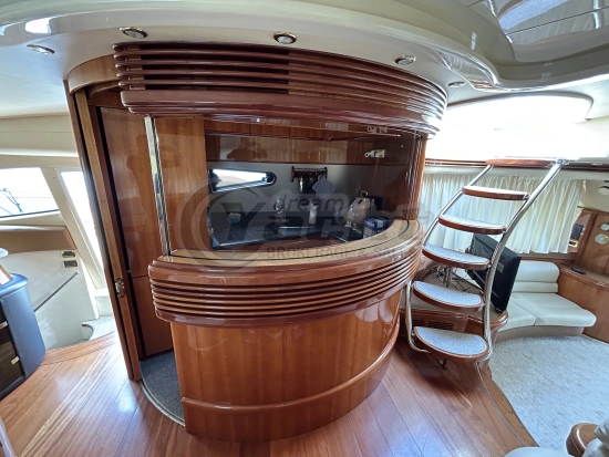 Azimut 68 PLUS usado à venda