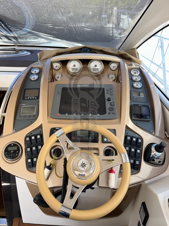 Sessa Marine C43 usado à venda