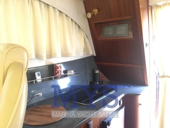 Galeon 330 Fly usata in vendita