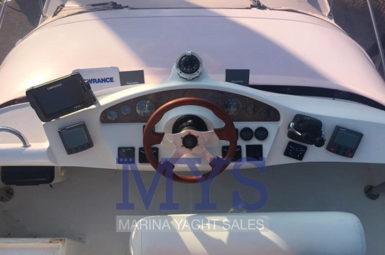 Galeon 330 Fly usata in vendita
