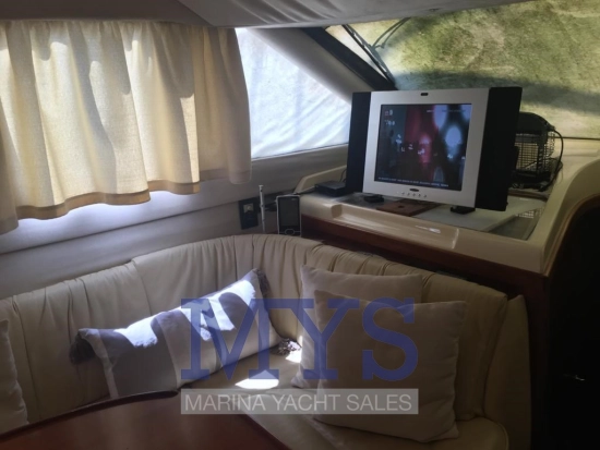 Galeon 330 Fly usata in vendita