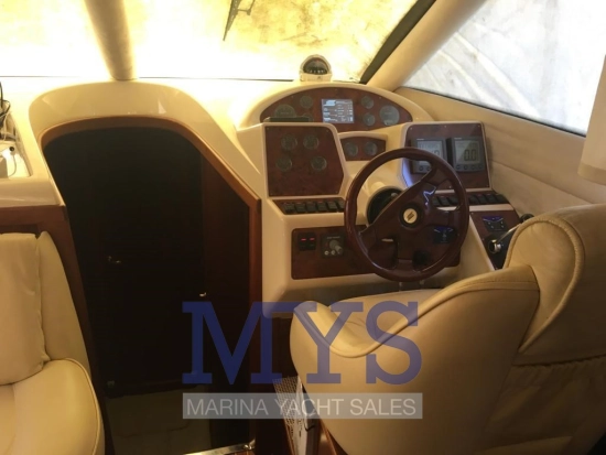 Galeon 330 Fly usata in vendita