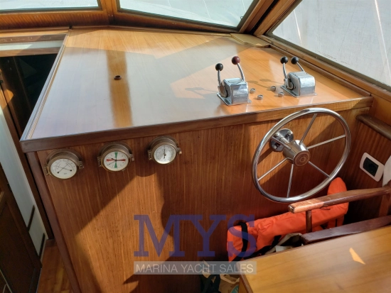Hatteras Yachts 36 CONV. de segunda mano en venta