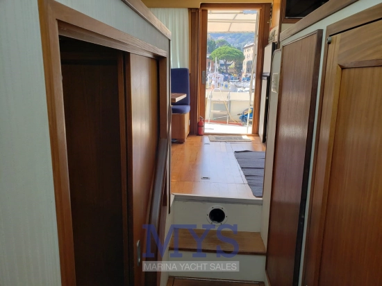 Hatteras Yachts 36 CONV. de segunda mano en venta