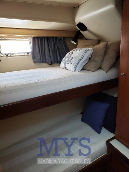 Hatteras Yachts 36 CONV. de segunda mano en venta