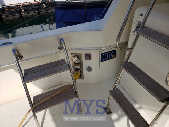 Hatteras Yachts 36 CONV. de segunda mano en venta