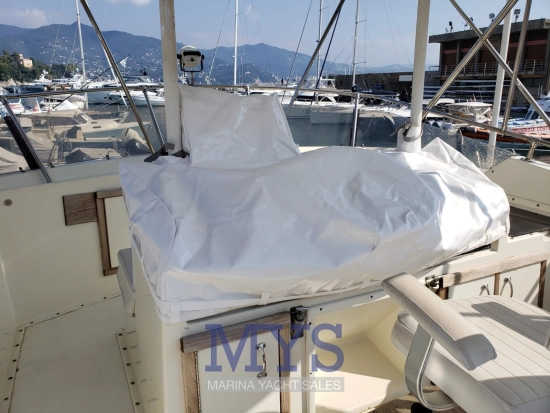 Hatteras Yachts 36 CONV. de segunda mano en venta