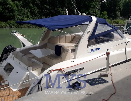 Mano Marine 32 SPORT usata in vendita