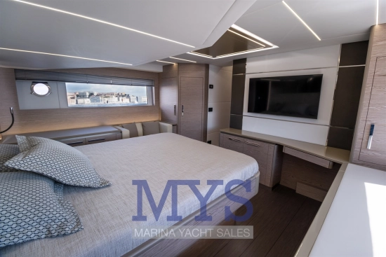 Cayman Yachts 60 HT usata in vendita