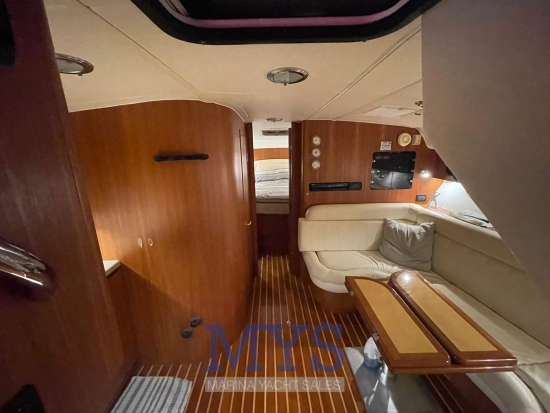 Tiara 3800 Open usado à venda