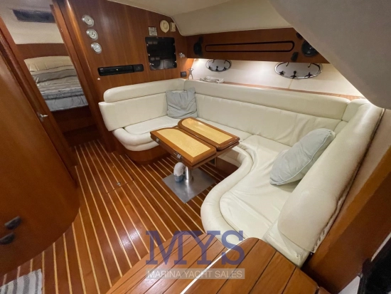 Tiara 3800 Open usado à venda