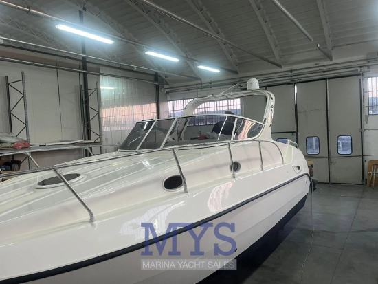 Mano Marine 25 Cruiser usado à venda