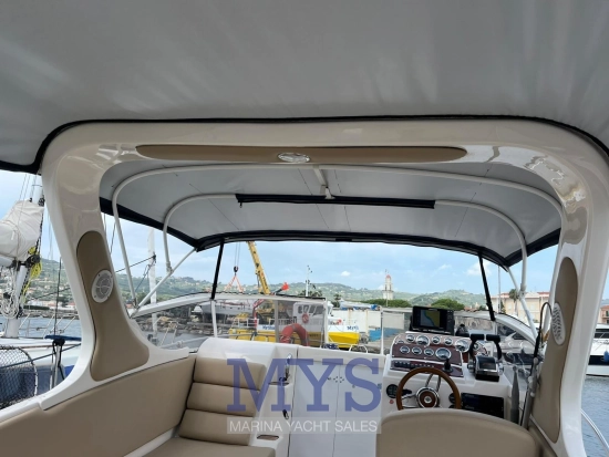 Mano Marine 25 Cruiser usado à venda
