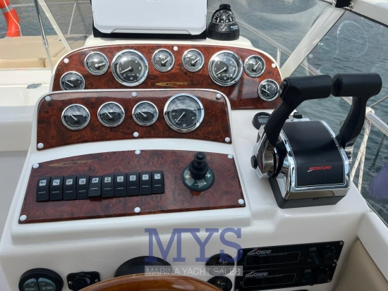 Mano Marine 25 Cruiser usado à venda