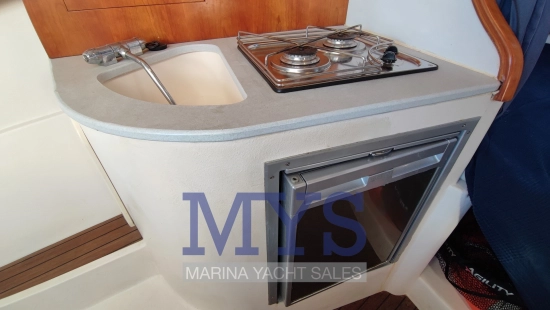 Mano Marine 26.50 Cabin Cruiser usata in vendita