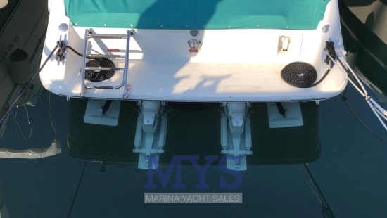 Sea Ray 27 Overnighter usado à venda