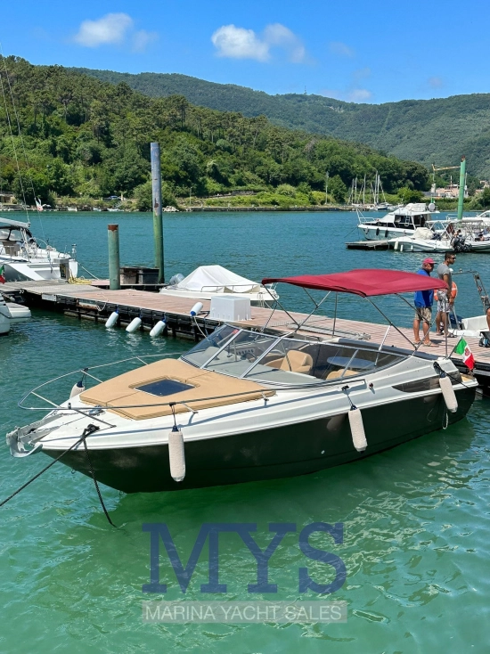 Maxum 2300 SC usado à venda