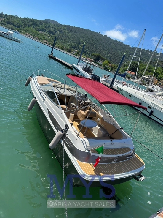 Maxum 2300 SC usado à venda
