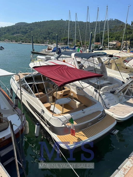 Maxum 2300 SC usado à venda