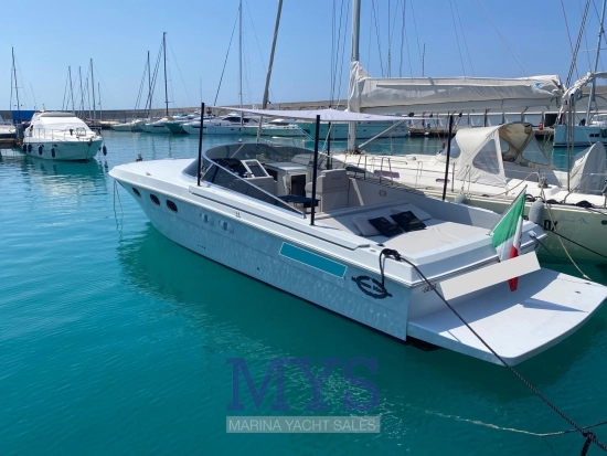 Magnum Marine 40 de segunda mano en venta