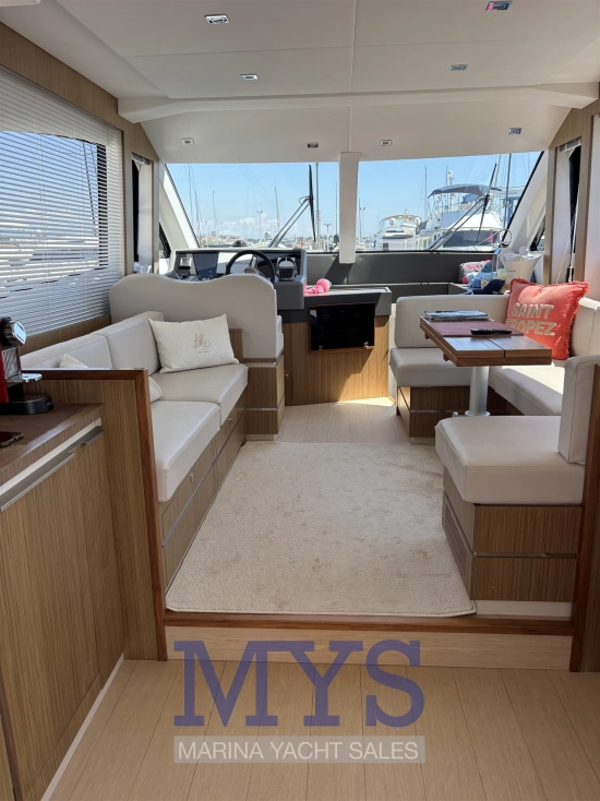 Cayman Yachts 520 FLY de segunda mano en venta
