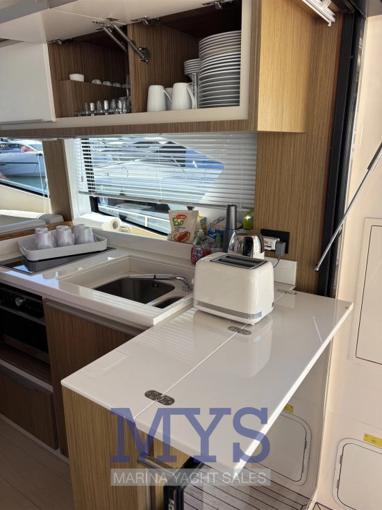 Cayman Yachts 520 FLY de segunda mano en venta