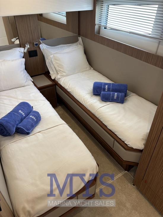Cayman Yachts 520 FLY de segunda mano en venta