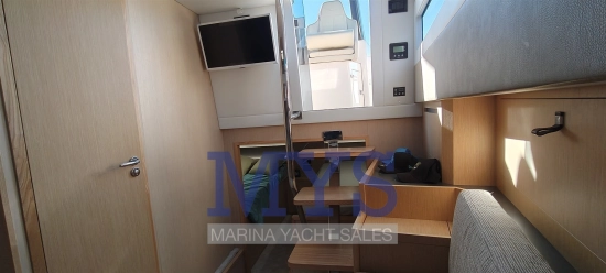 Cayman Yachts 400 WA usado à venda