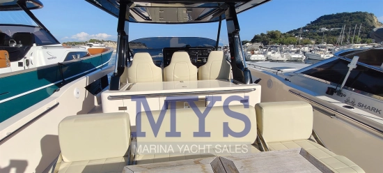 Cayman Yachts 400 WA usado à venda