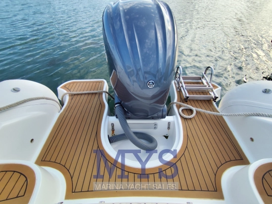 Almarine Maxi Rib Almar 820 S usata in vendita