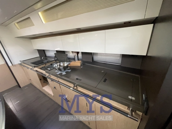 Beneteau Oceanis YACHT 62 usata in vendita