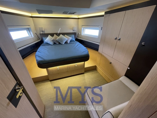 Beneteau Oceanis YACHT 62 usata in vendita