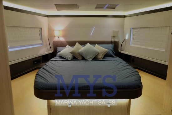 Beneteau Oceanis YACHT 62 usata in vendita