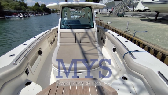 Boston Whaler 380 Outrage de segunda mano en venta
