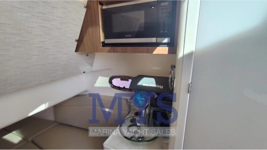 Boston Whaler 380 Outrage de segunda mano en venta