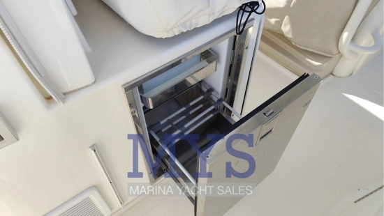 Boston Whaler 380 Outrage de segunda mano en venta