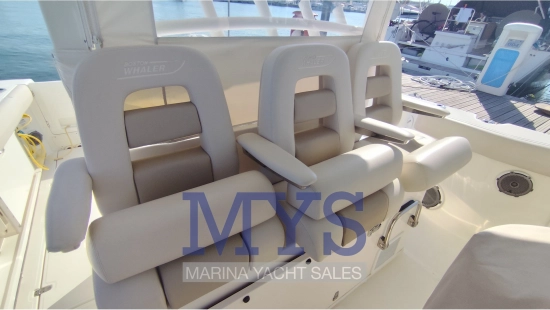 Boston Whaler 380 Outrage de segunda mano en venta